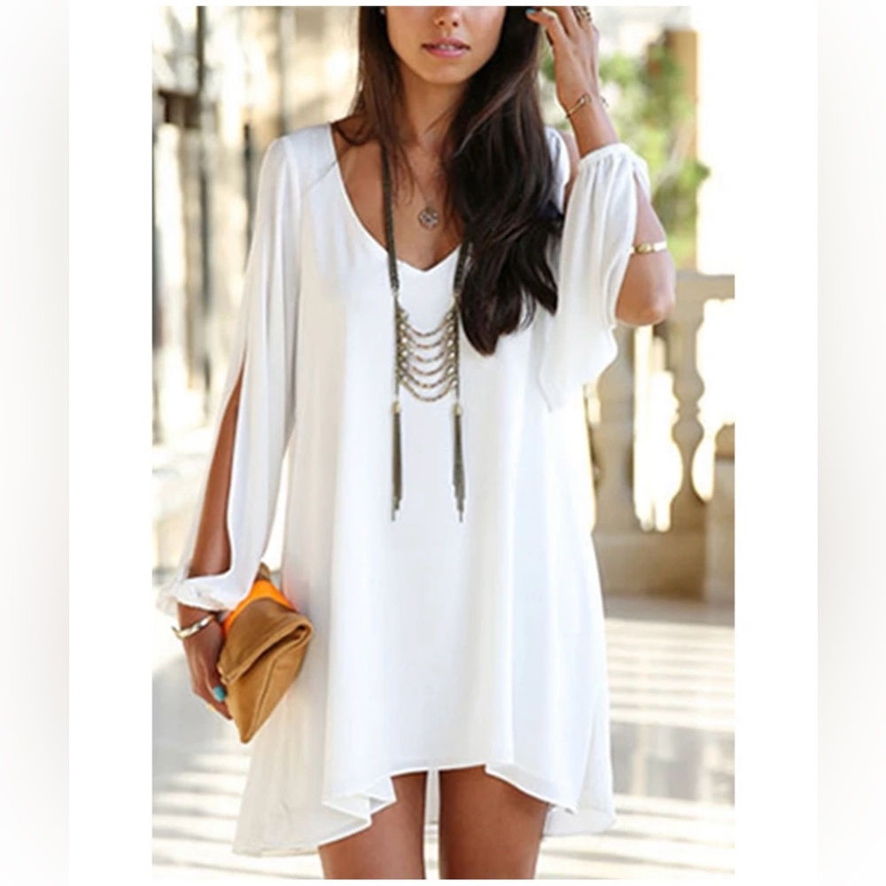 FINAL PRICE DROP 🚨White dress with sleeve slits